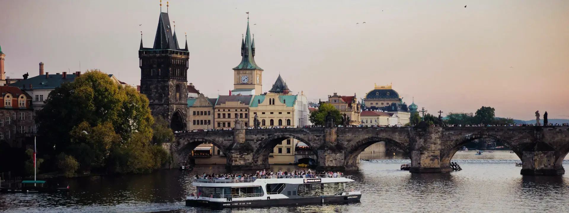 10 Costly Mistakes First-Time Europe Travellers Make (And How to Avoid Them)