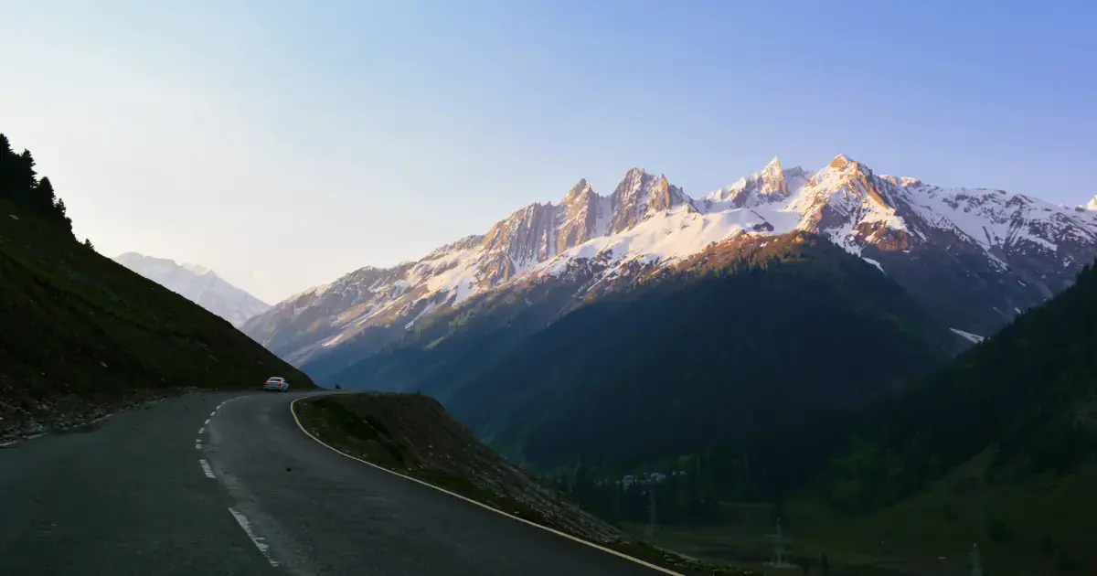 Kashmir - Valley of Vistas