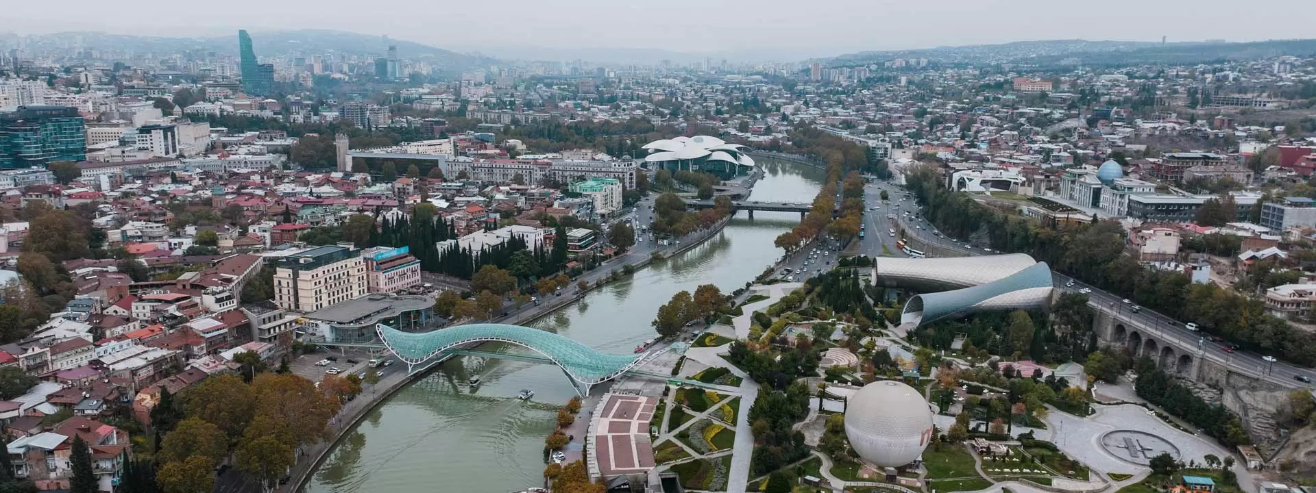 Georgia Travel Guide: Discover the Land of Vineyards, Mountains, and Living History