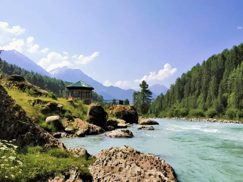 Sightseeing in Pahalgam