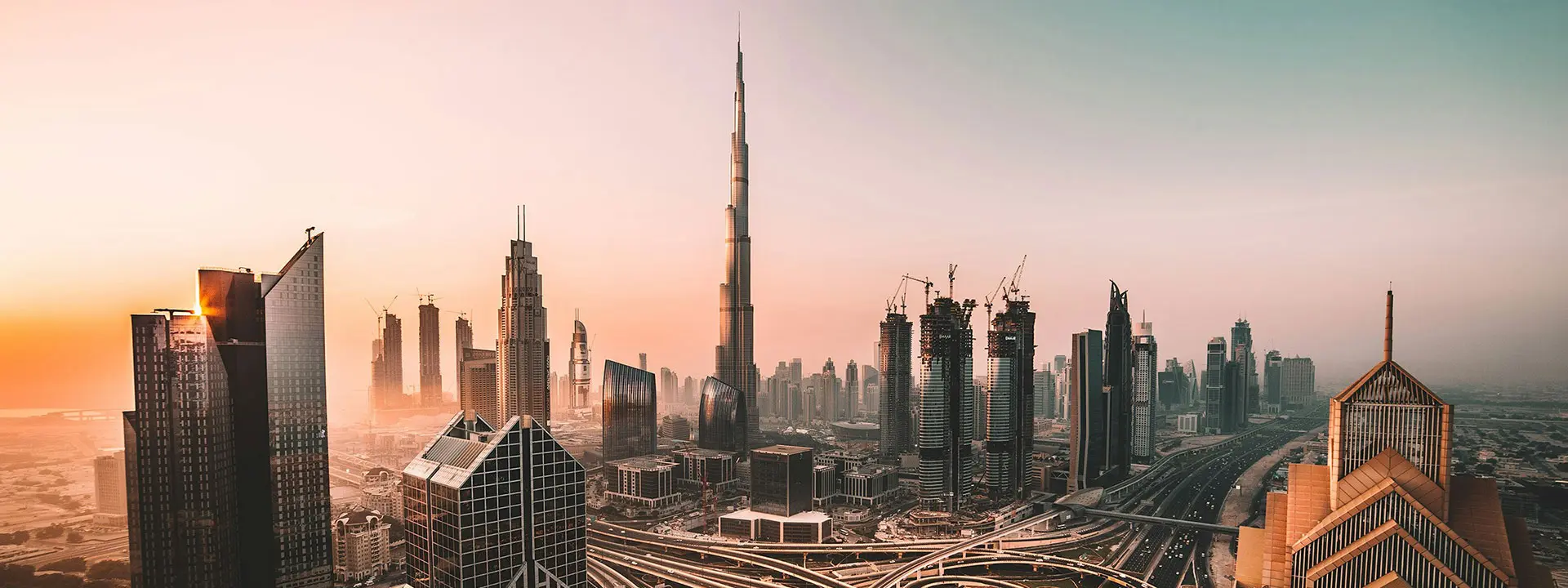 Golden Emirates – A Senior-Friendly Journey